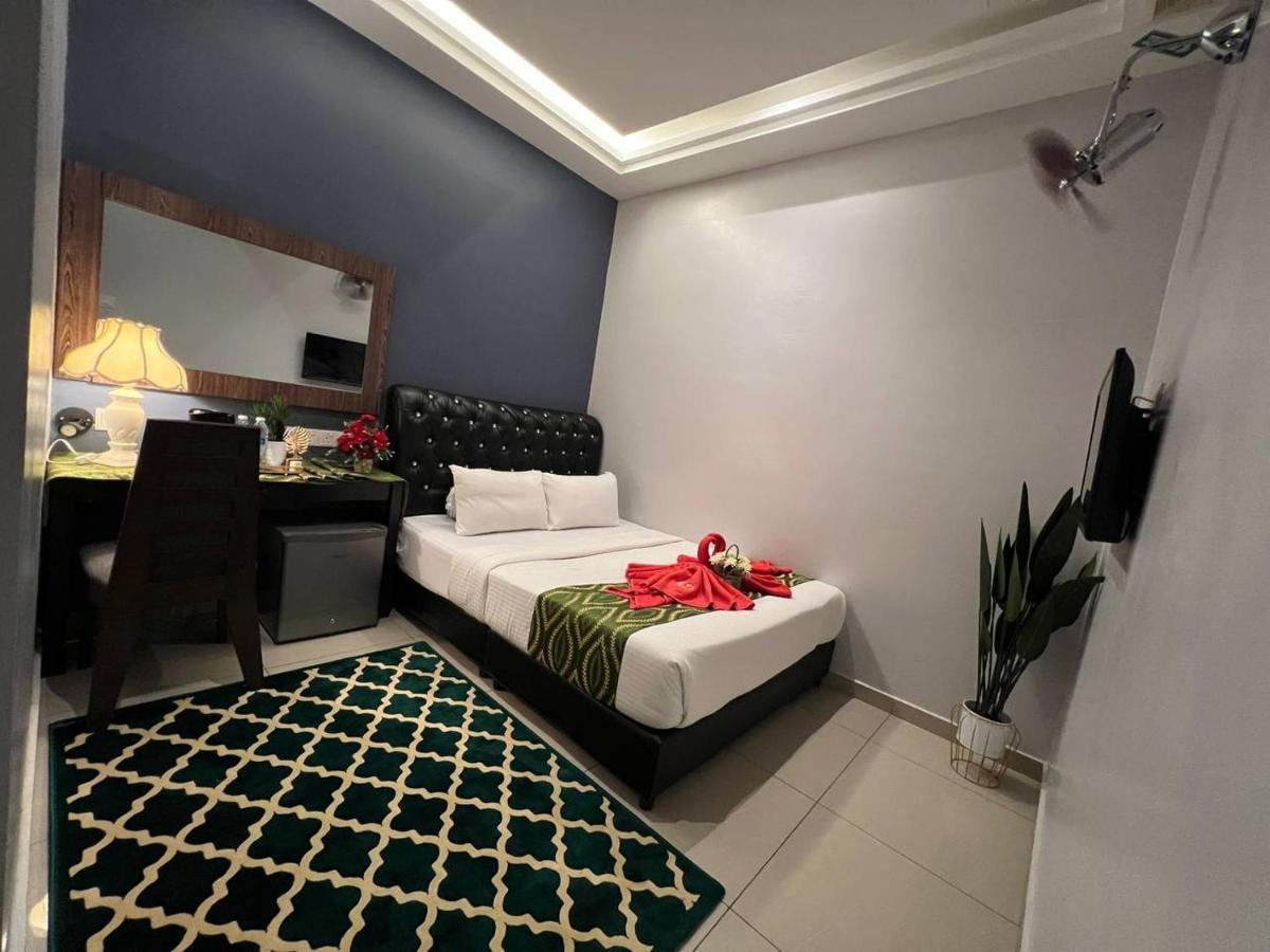 Hotel Ghazrins Desaru Pengerang Exterior foto